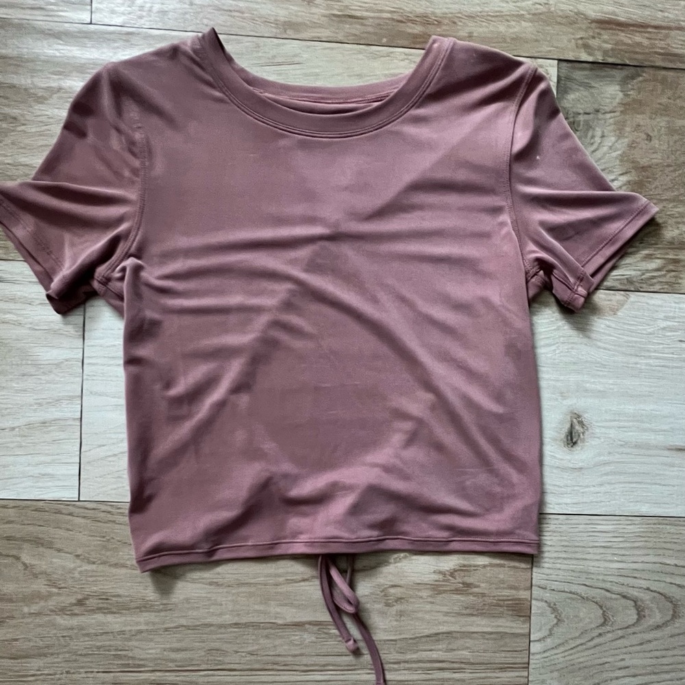 Lululemon Women’s top